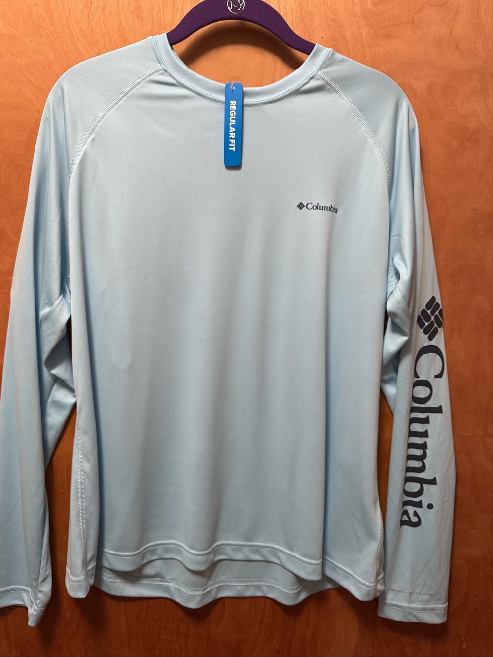 Columbia Light Blue Long-Sleeve Performance Tee size Small NWT
